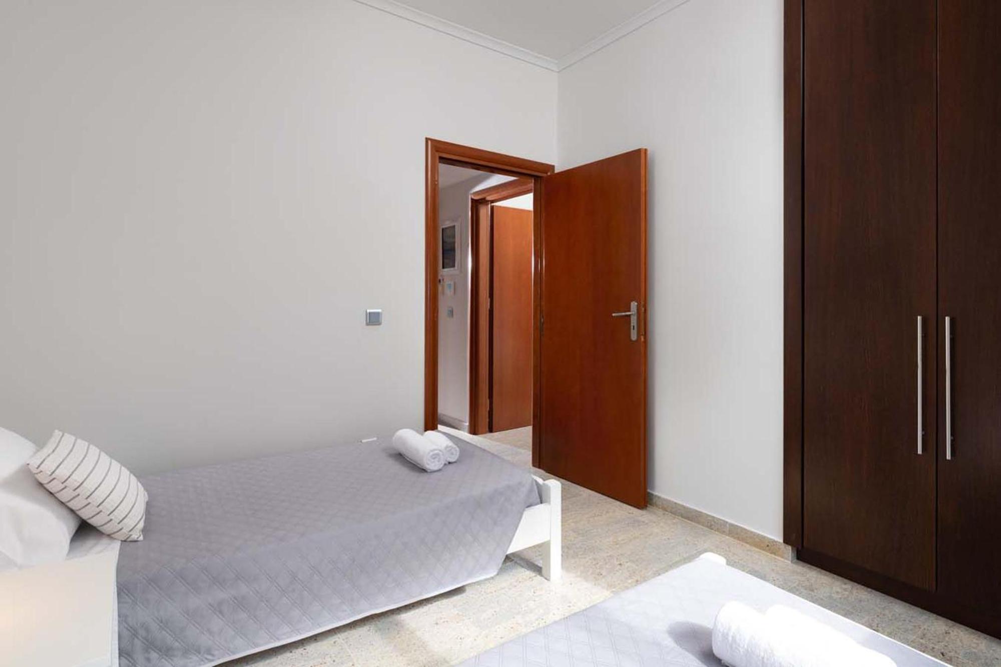 Appartement Aegean View Estates à Faliraki Extérieur photo